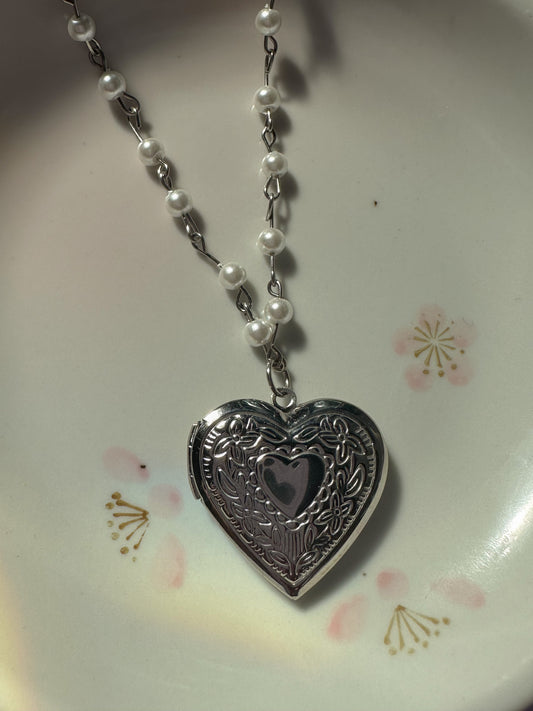 The Enchanted Garden Necklace