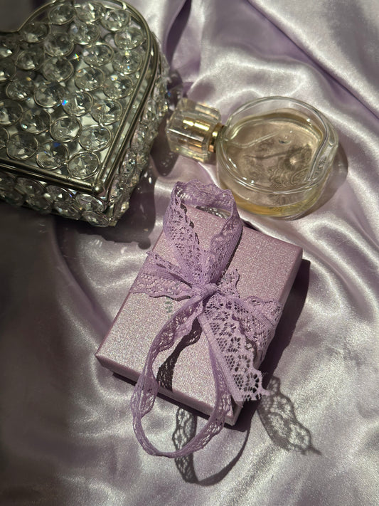 Gift Packaging (bow and tag)