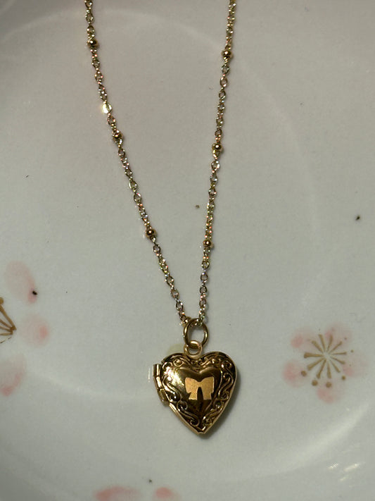 Bow Engraved Locket Necklaces