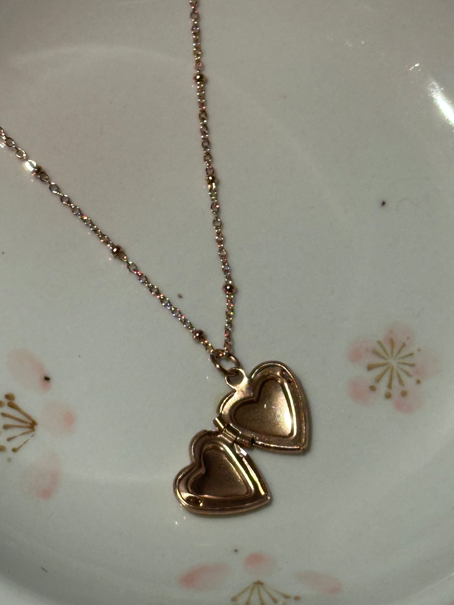 Bow Engraved Locket Necklaces