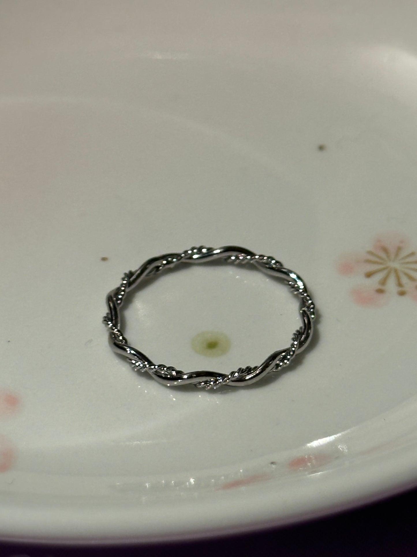 Twisted Fate Ring