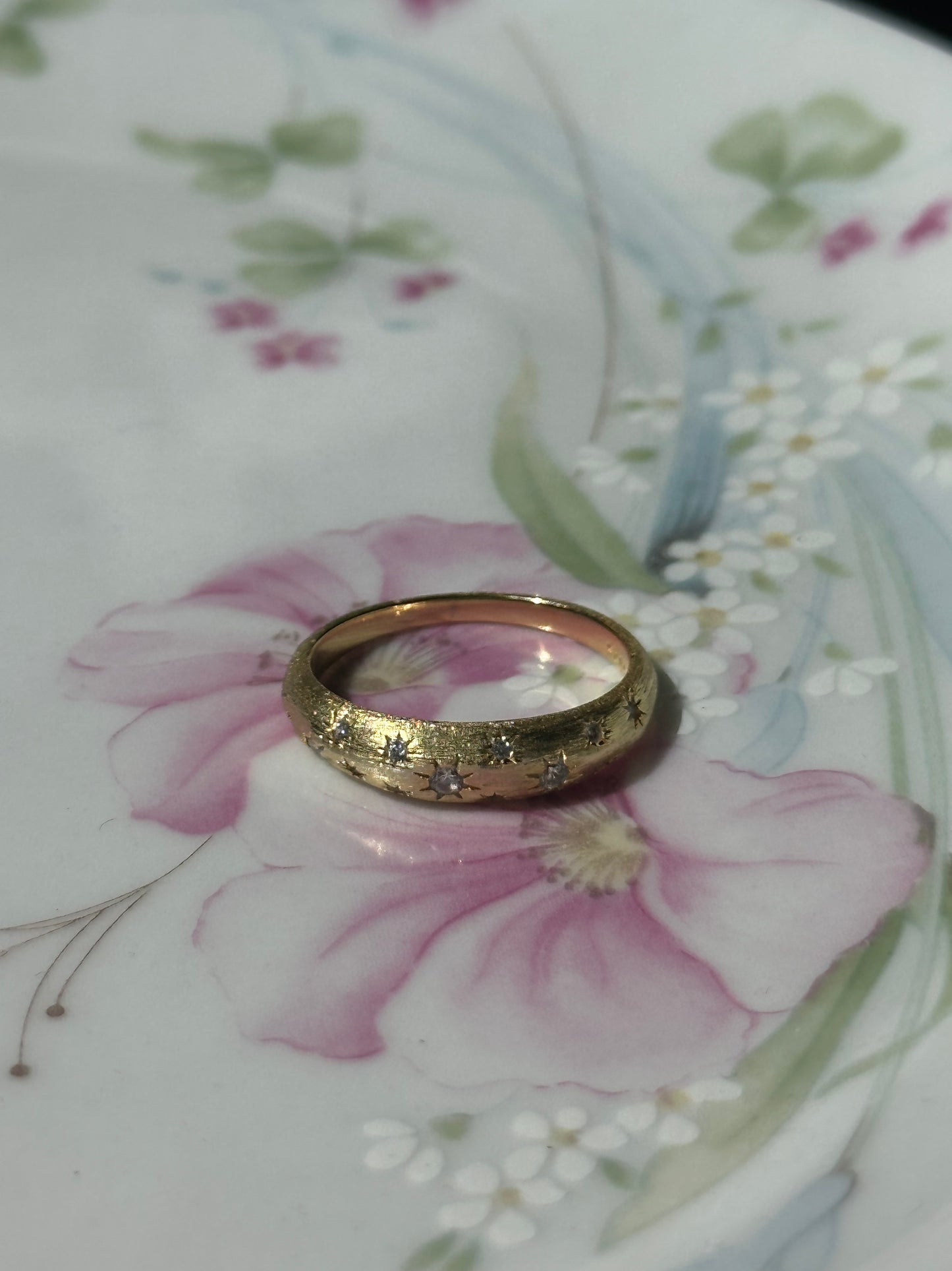 The Shining Sparkle Ring