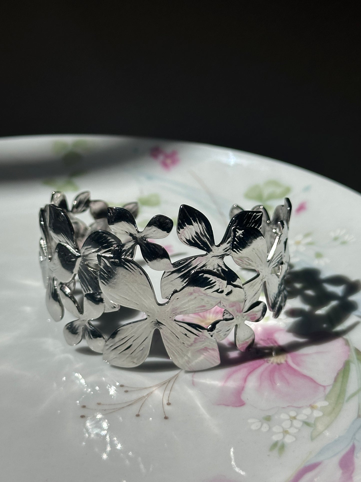 Flower Open Bangle Bracelet