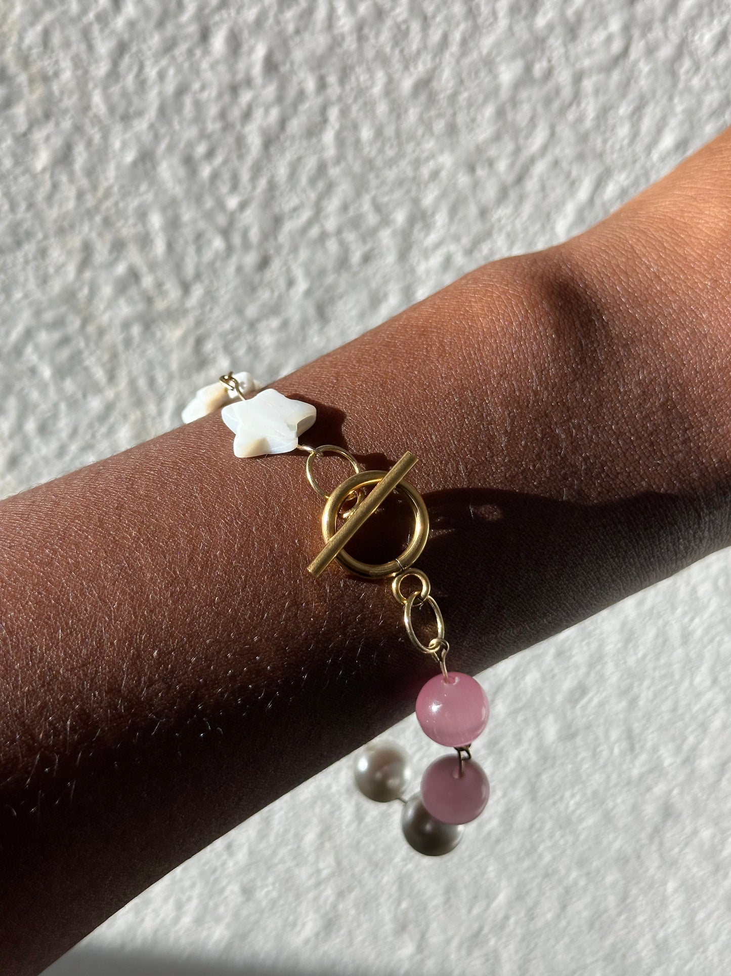 Cat Eye and Stars Wire Bracelet