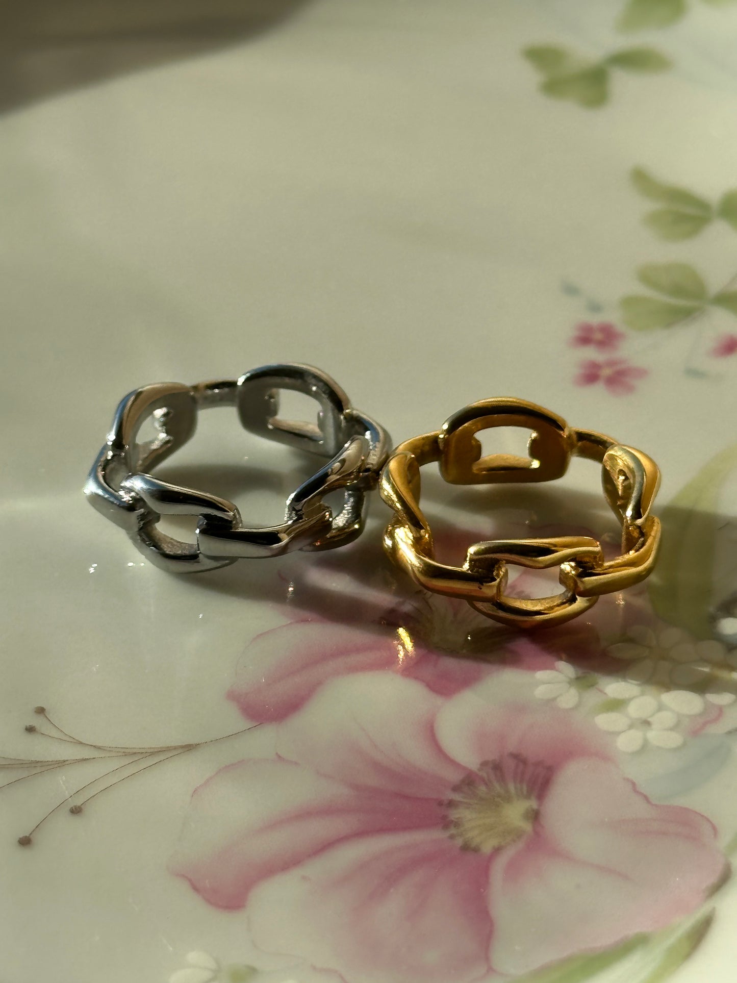Chain Link Ring