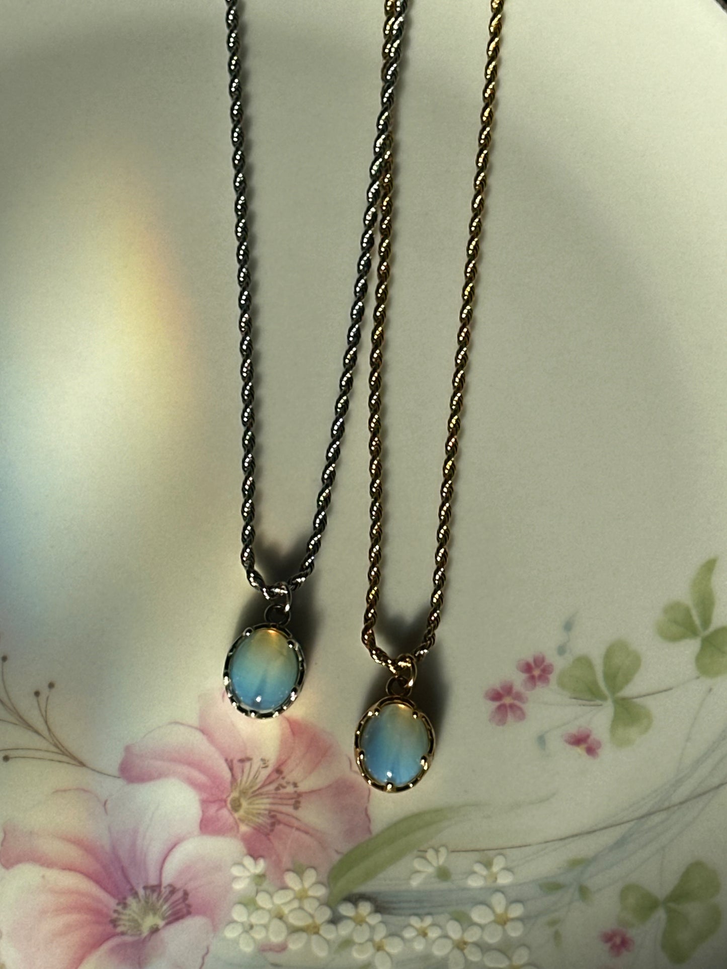 Twist Opal Pendant Necklace