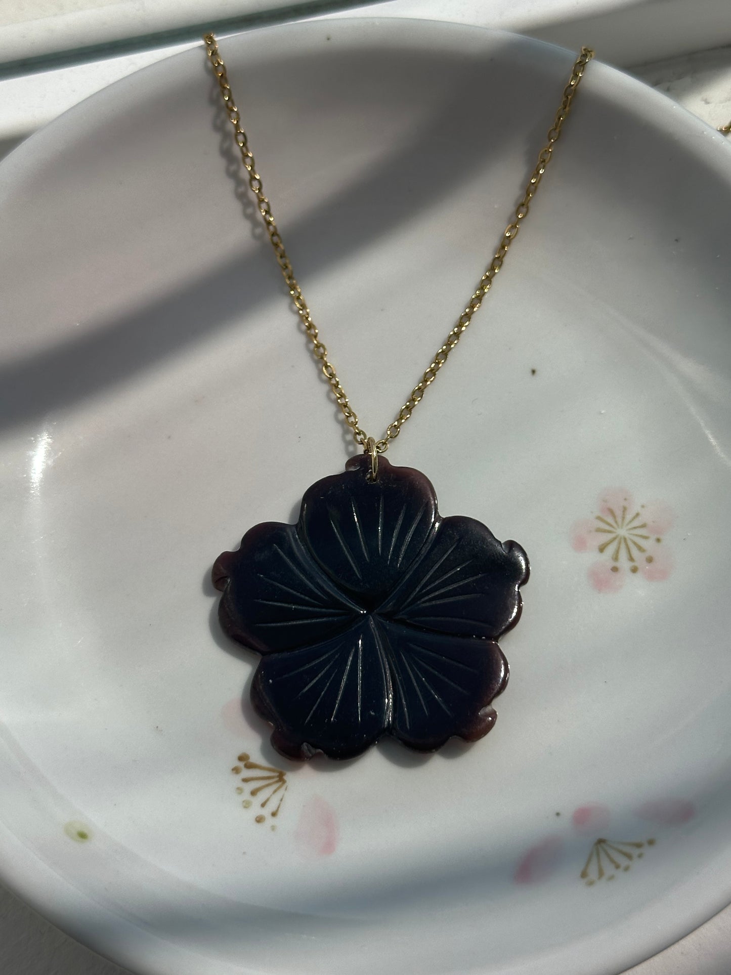 Shell Pendant Necklaces