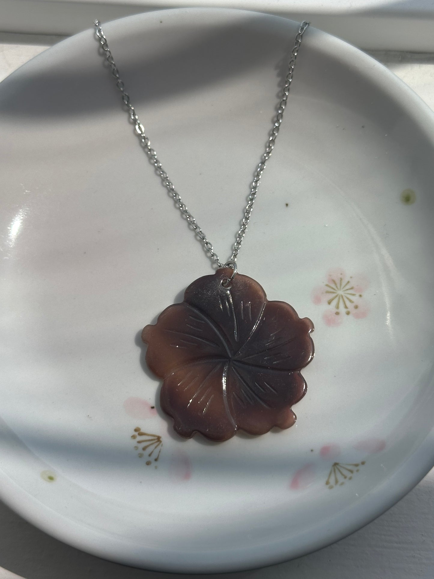 Shell Pendant Necklaces