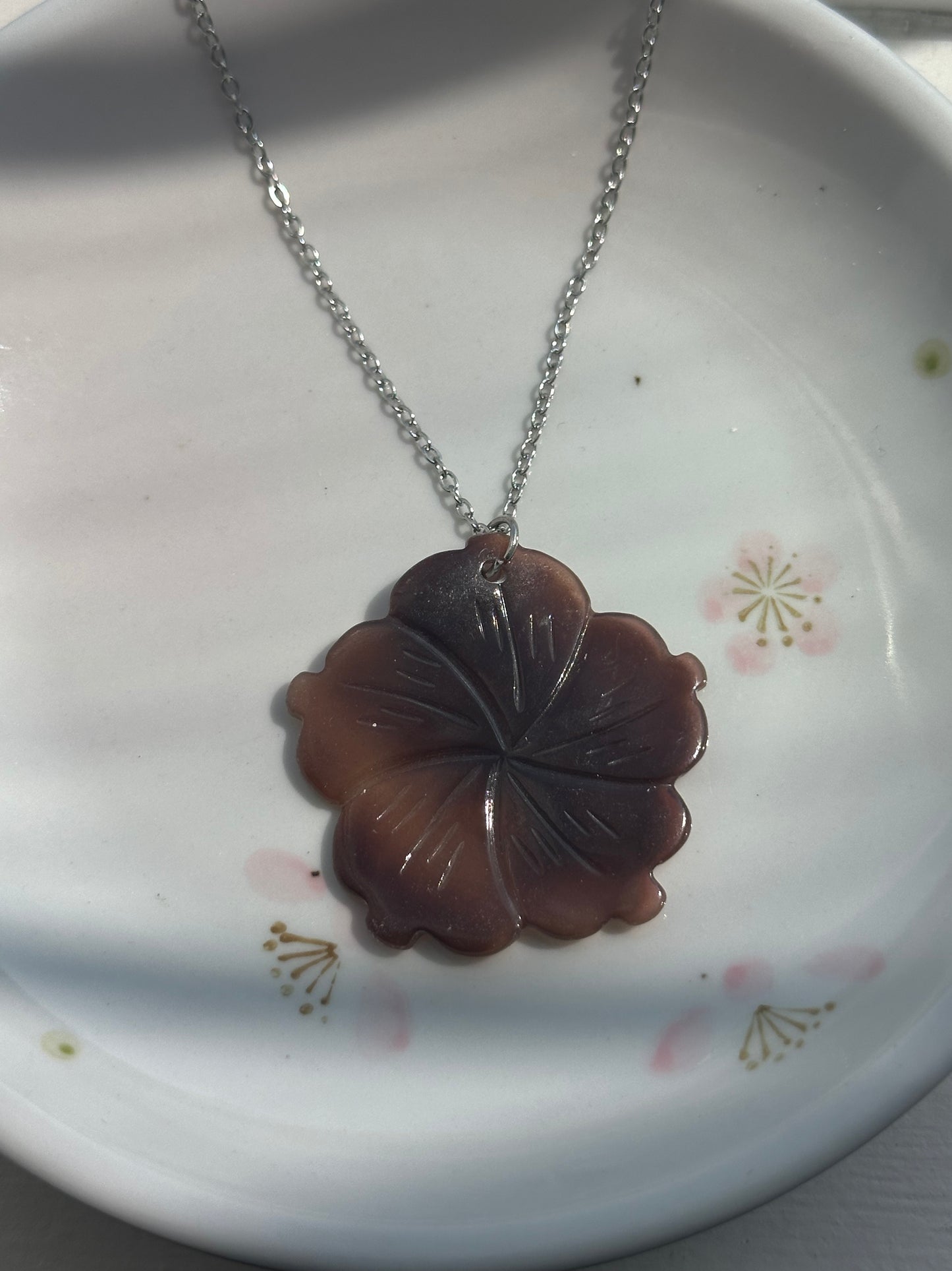 Shell Pendant Necklaces