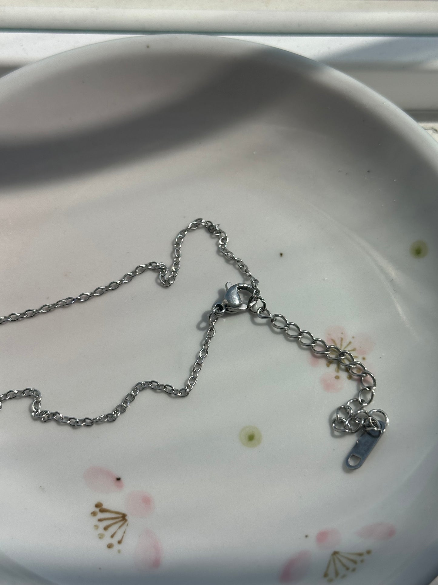 Shell Pendant Necklaces