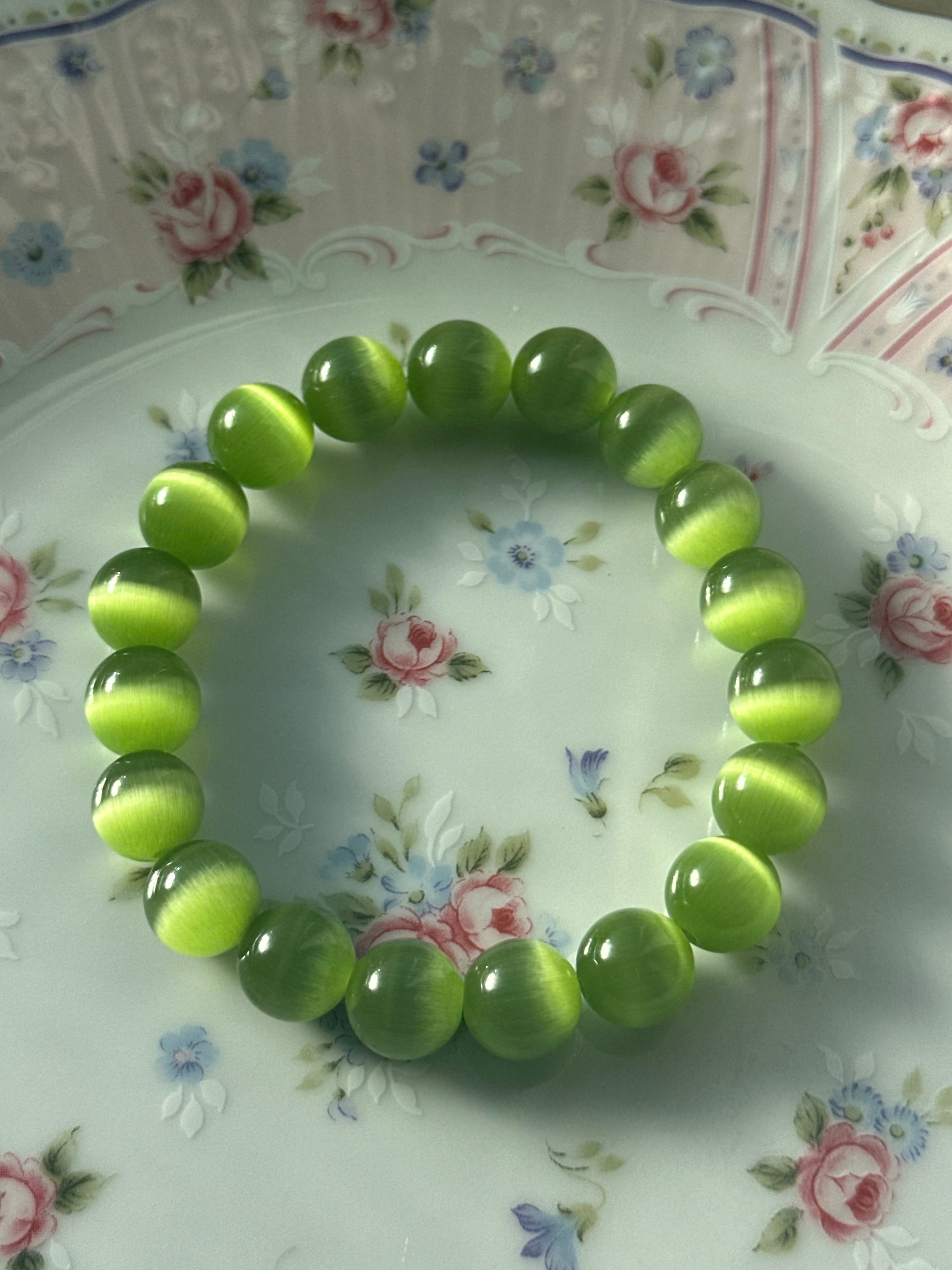 Cat-Eye Effect Bracelets (Colors in 10mm)