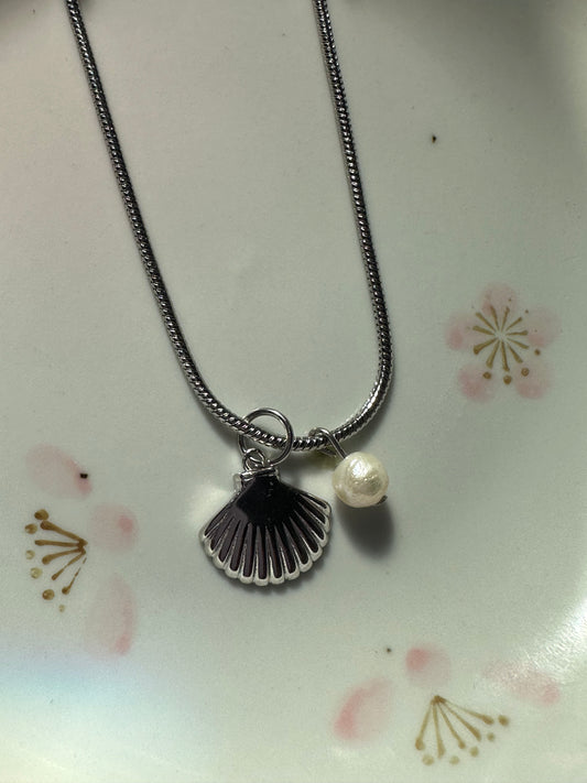 Sea Shell and Pearl Necklace