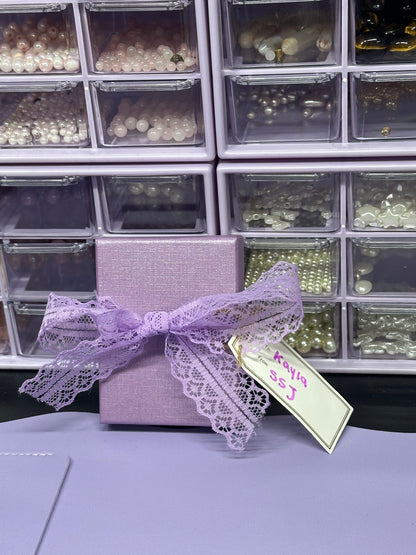 Gift Packaging (bow and tag)