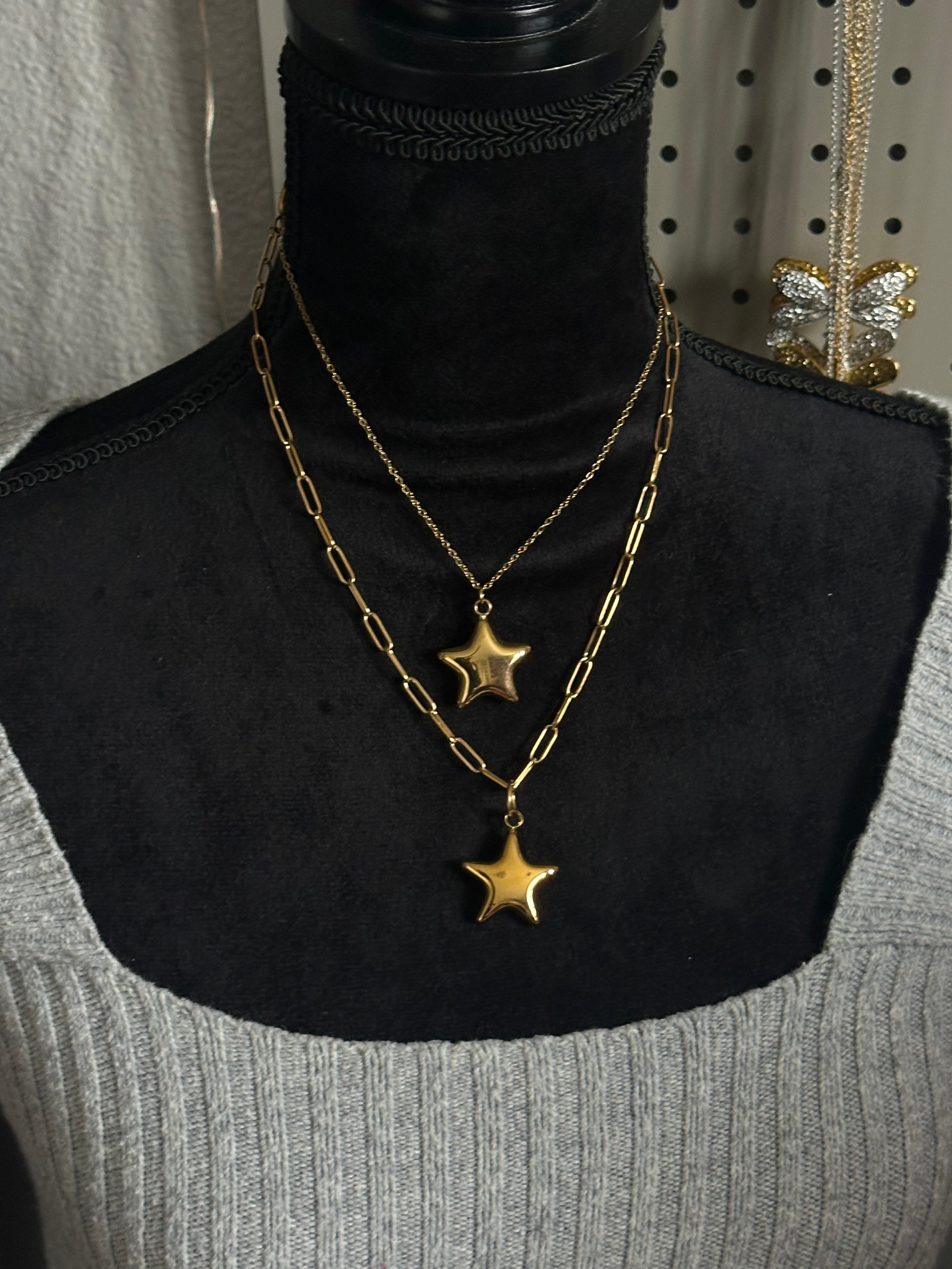 Puff Star Necklace