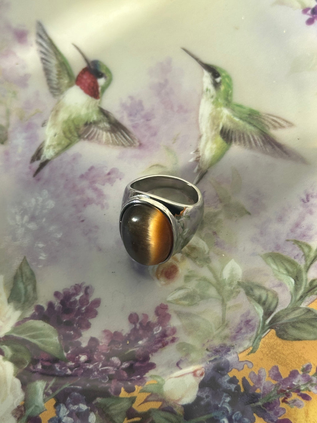 Brown Cat's-Eye Effect Ring