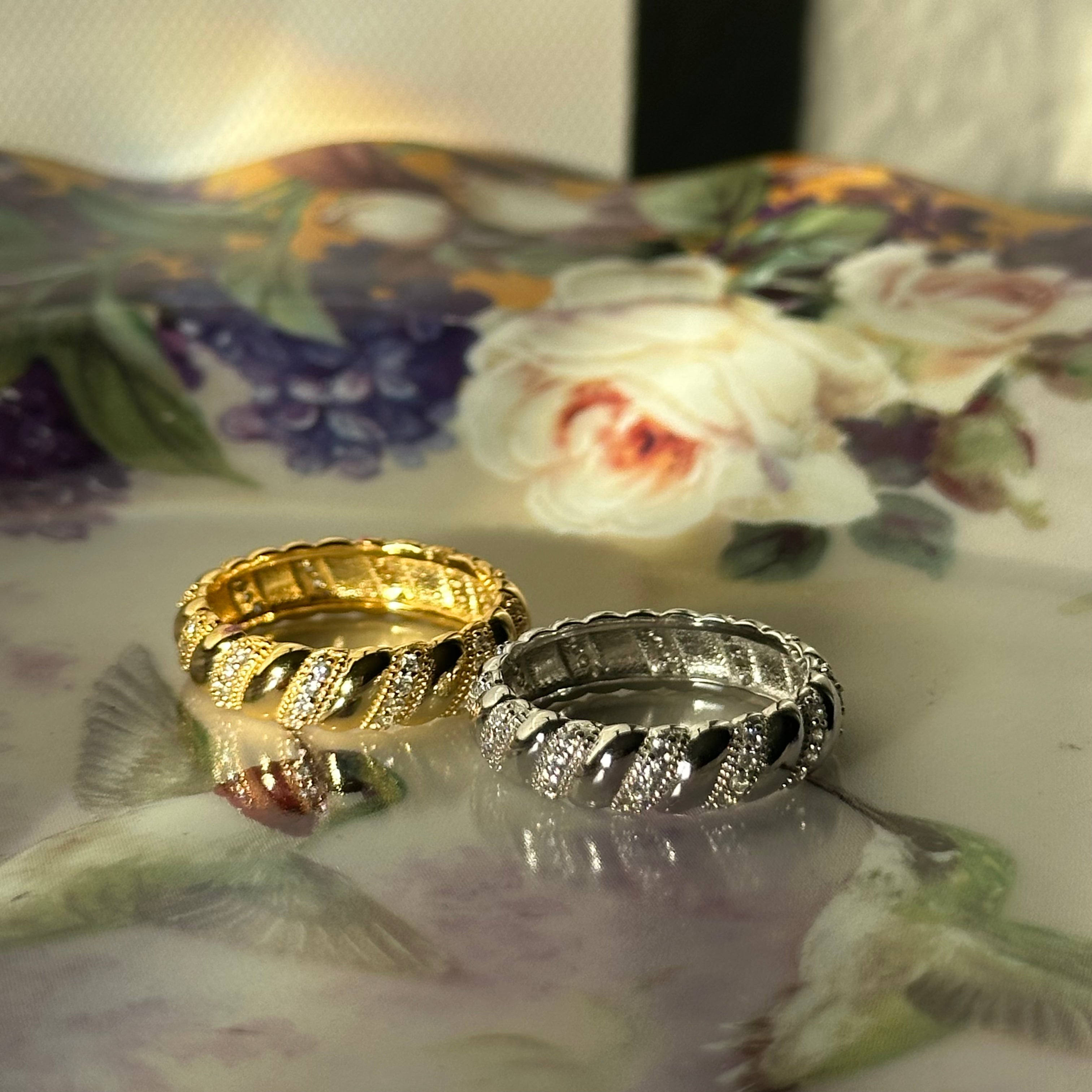 Baguette Style Sparkle Ring