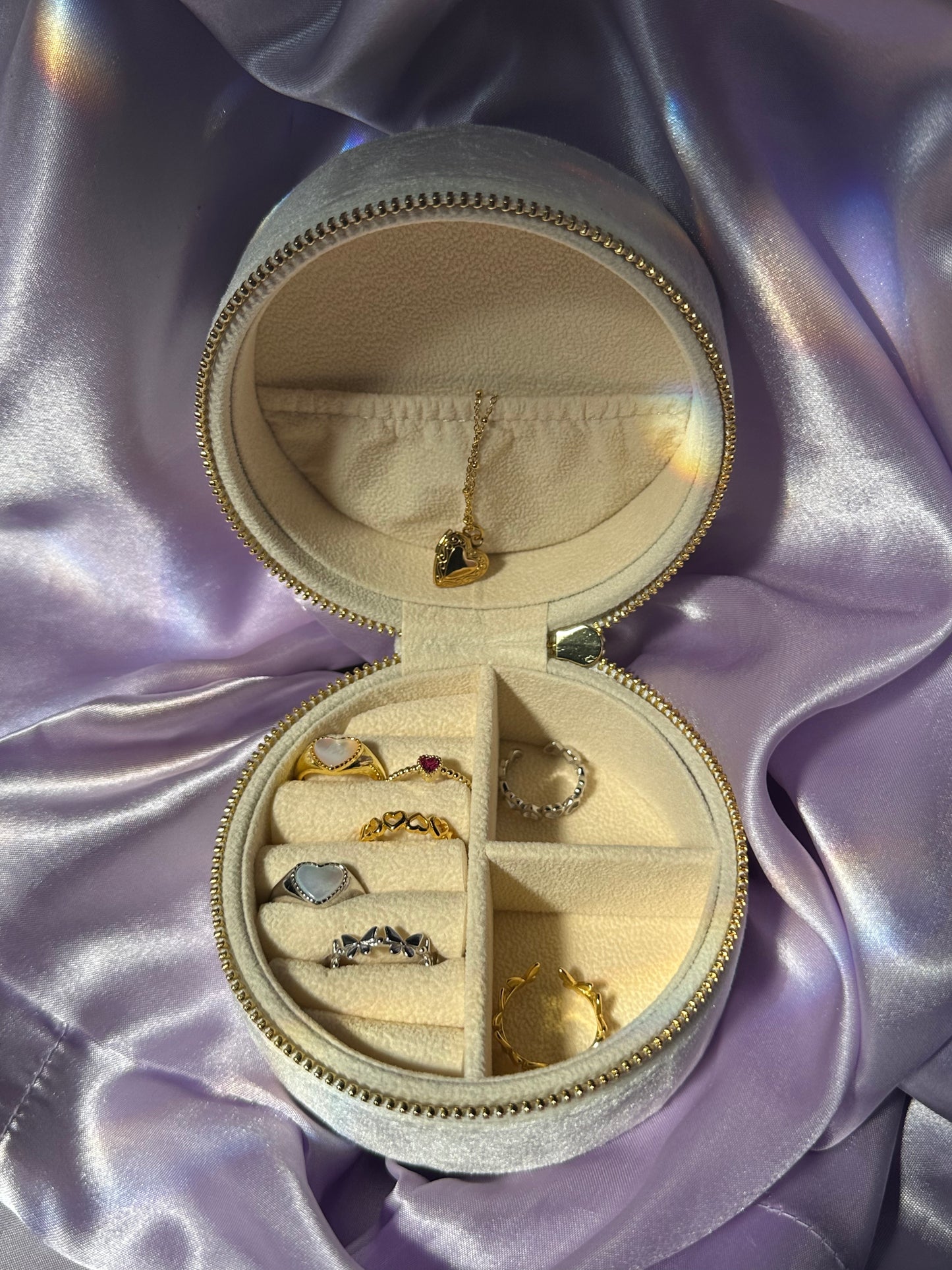 Compact Jewelry Box