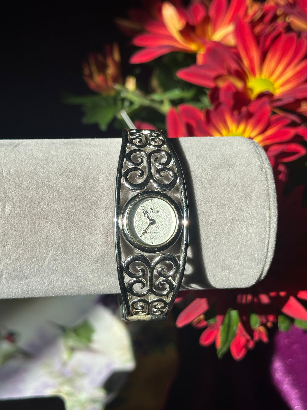 Swirl Watch