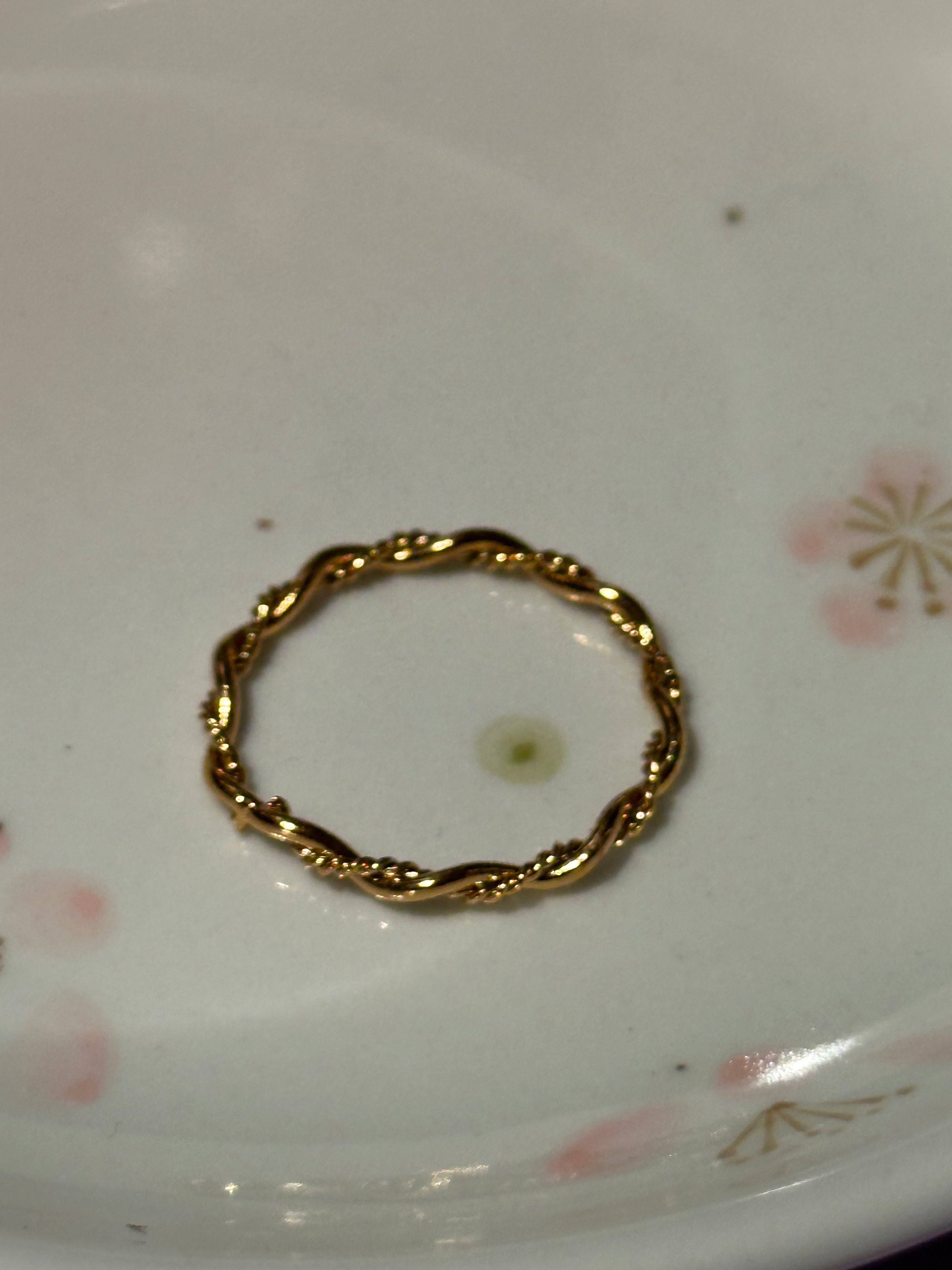 Twisted Fate Ring