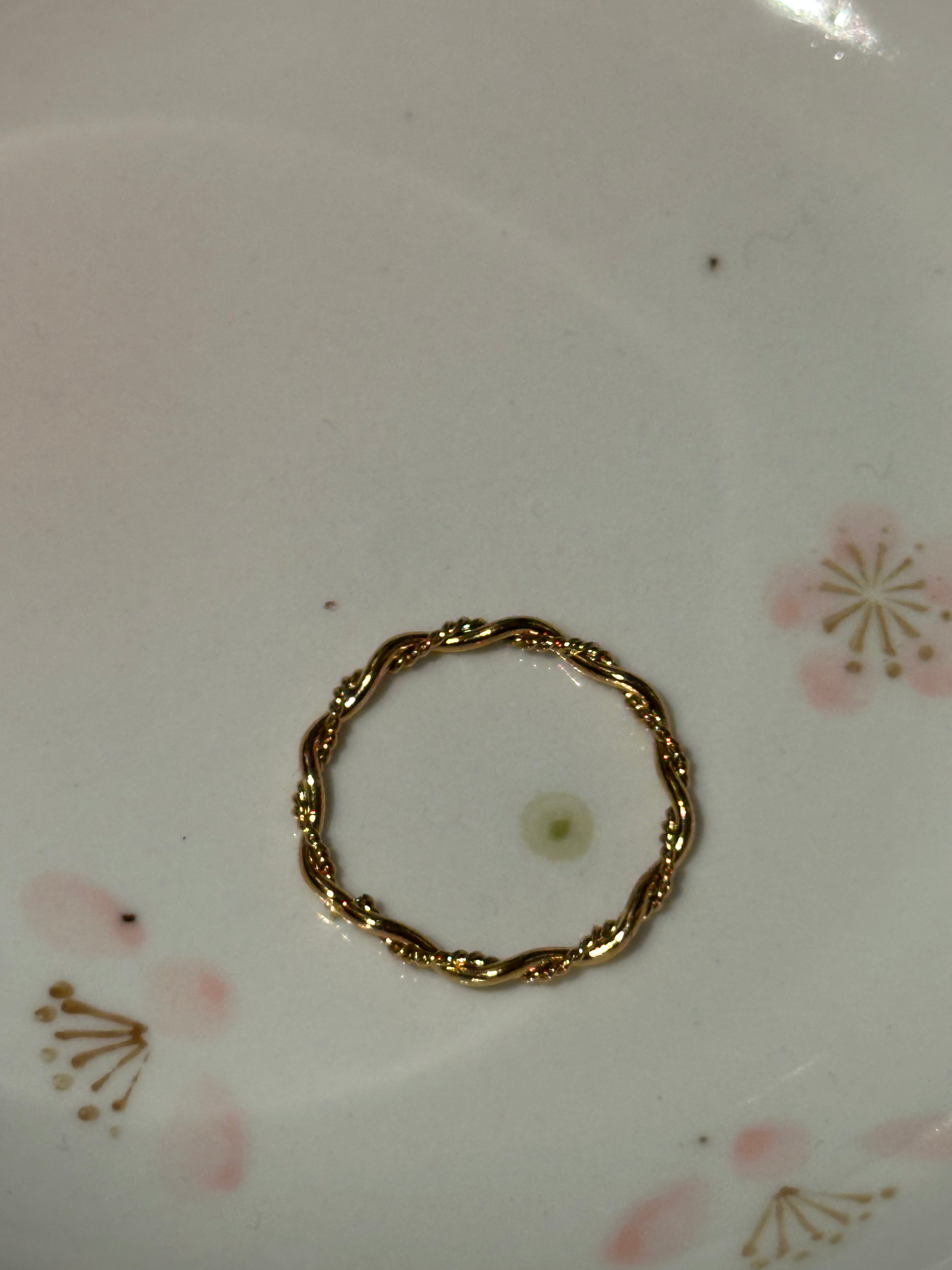 Twisted Fate Ring