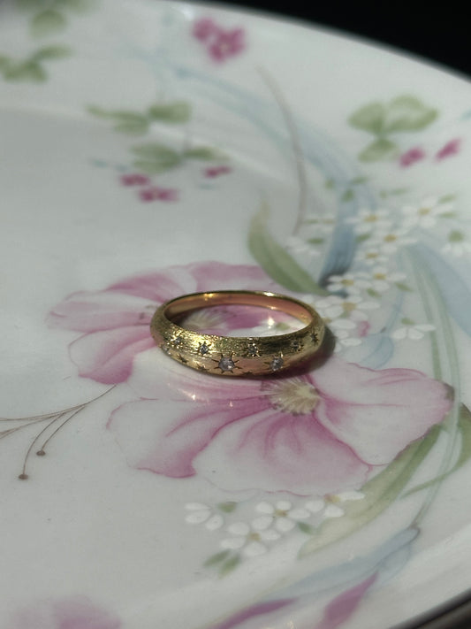 The Shining Sparkle Ring