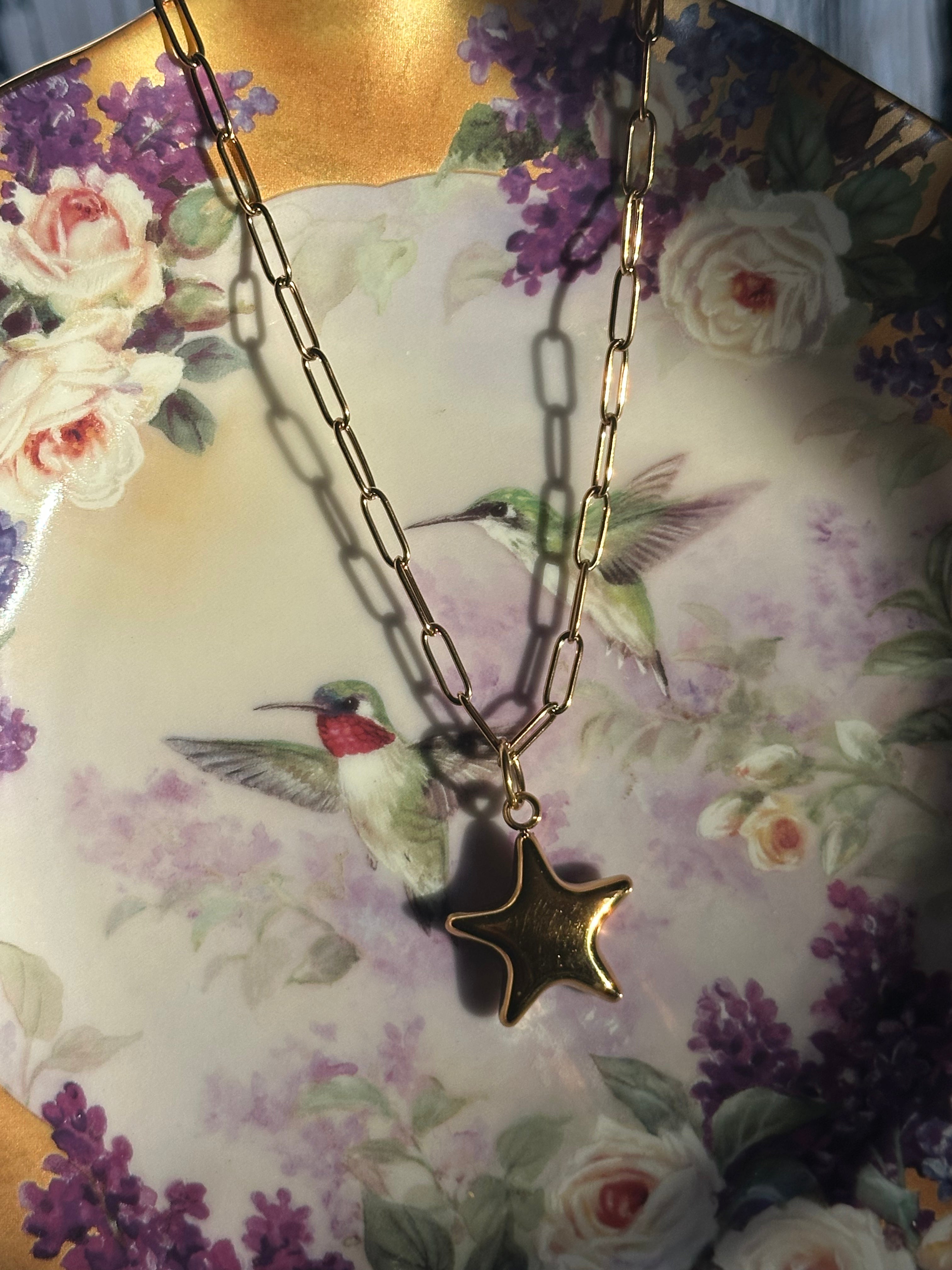 Puff Star Necklace