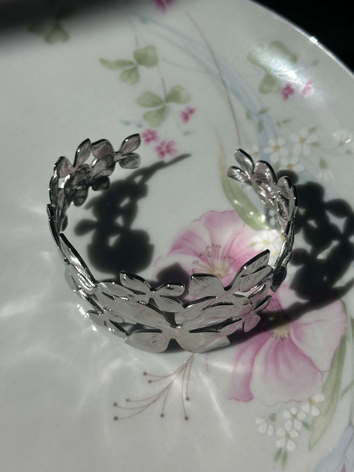 Flower Open Bangle Bracelet