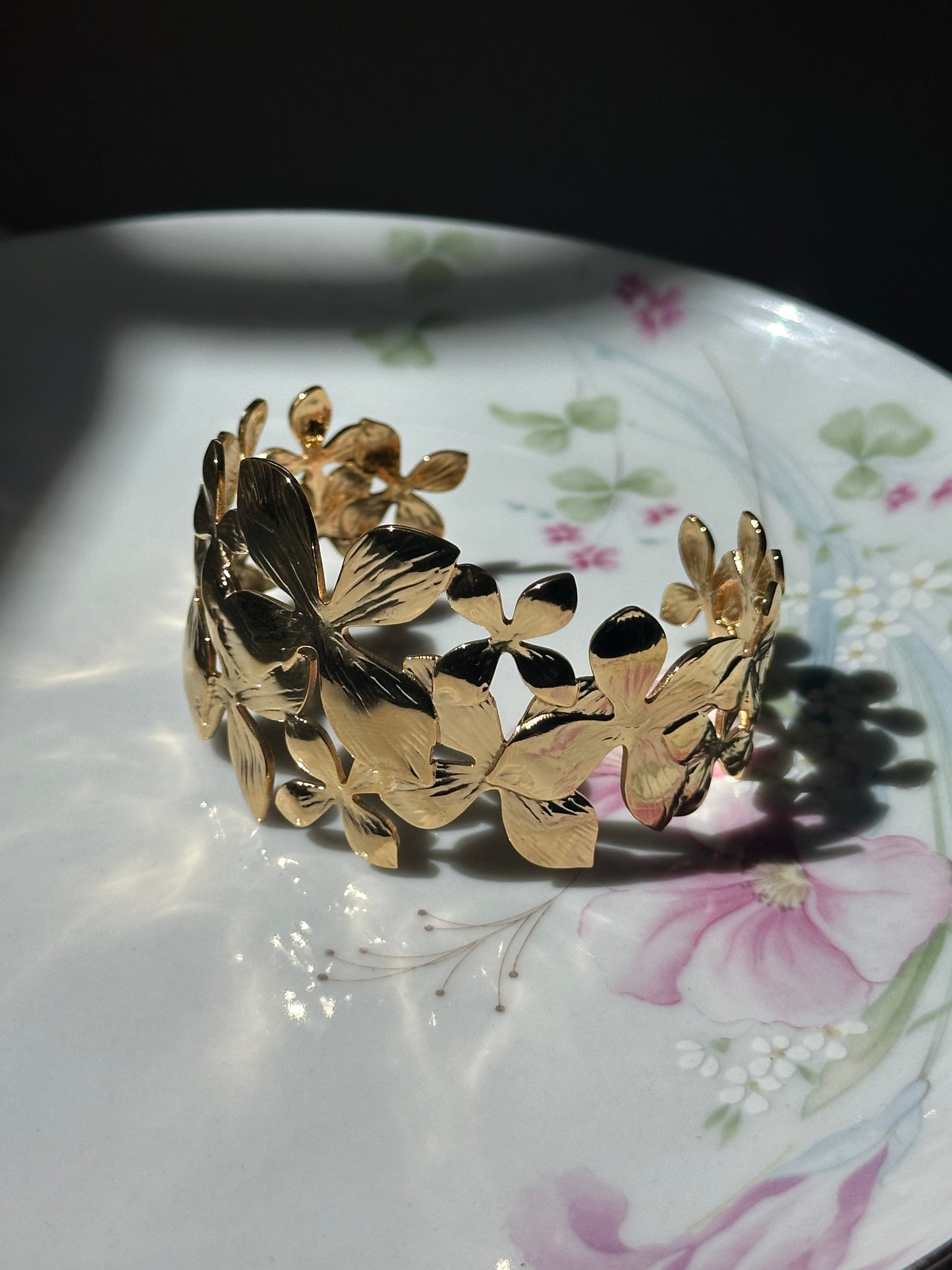 Flower Open Bangle Bracelet