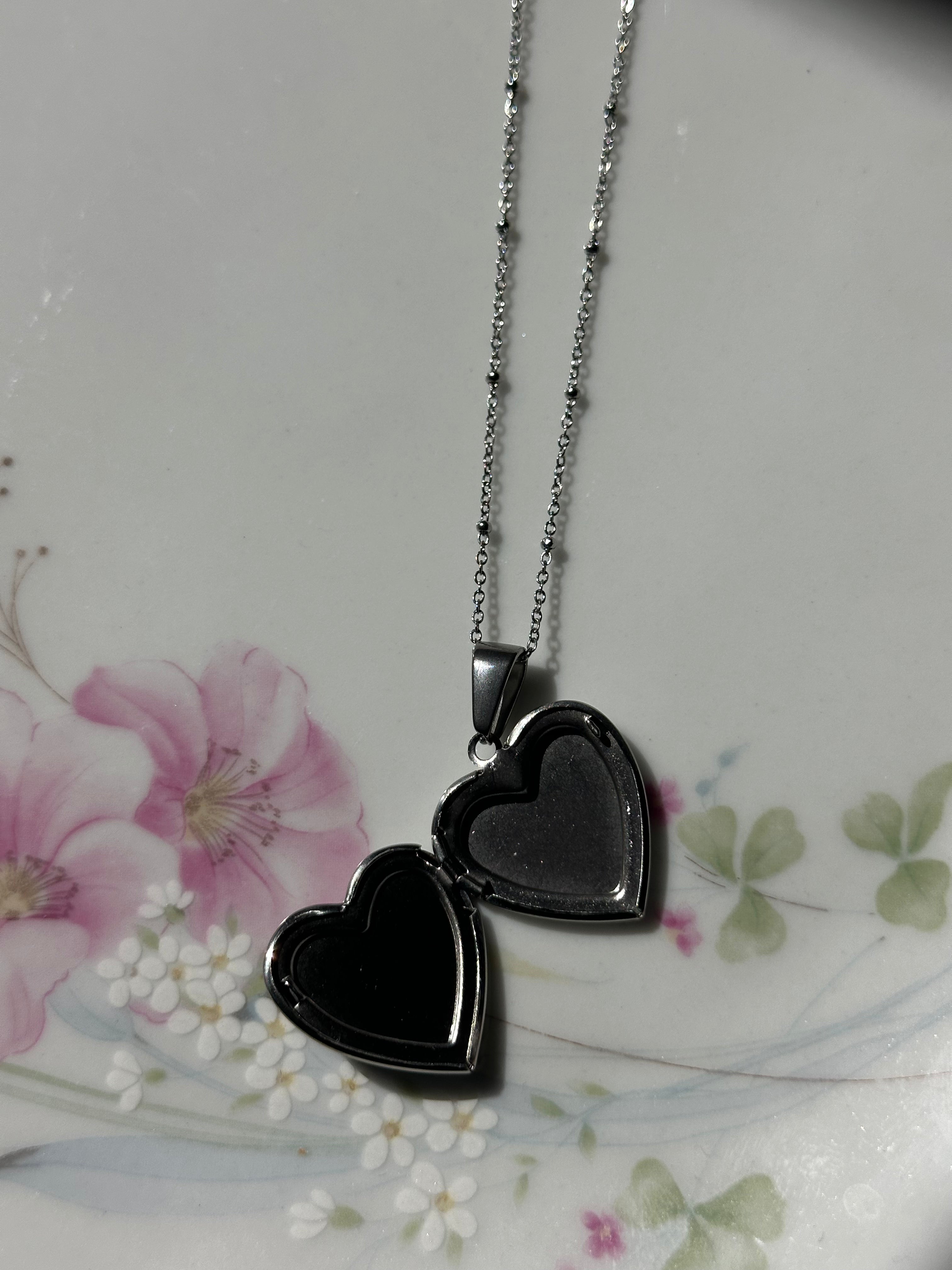 Shell Heart Locket Necklace