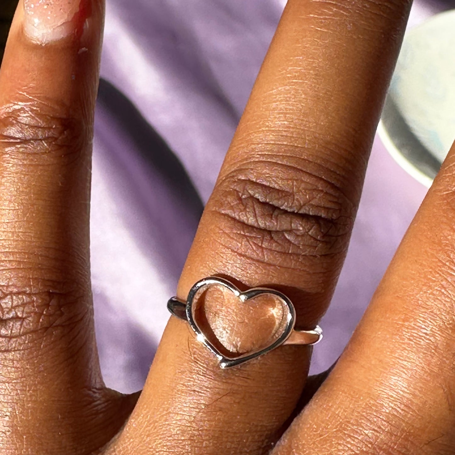 Hallow Heart Ring