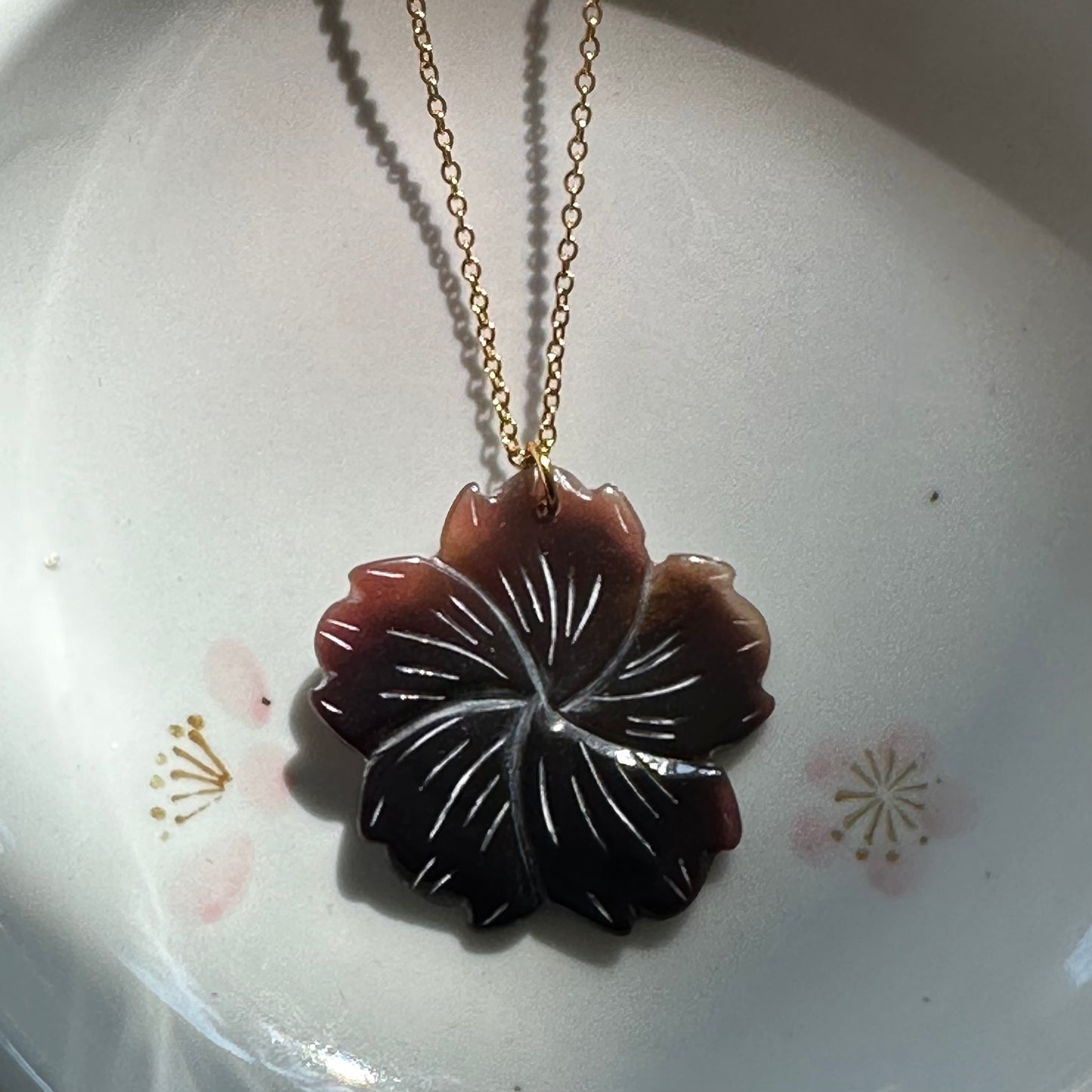 Shell Pendant Necklaces