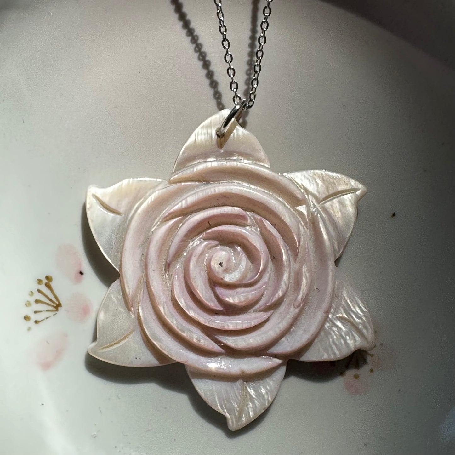 Shell Pendant Necklaces