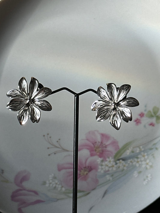 Summer Flower Stud earrings