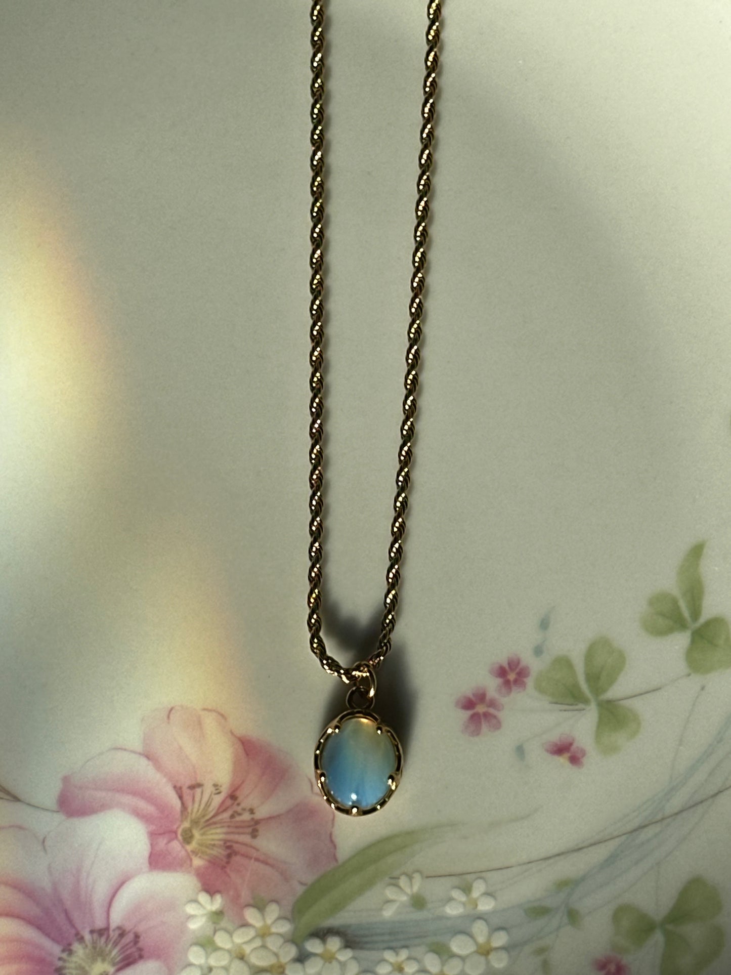 Twist Opal Pendant Necklace