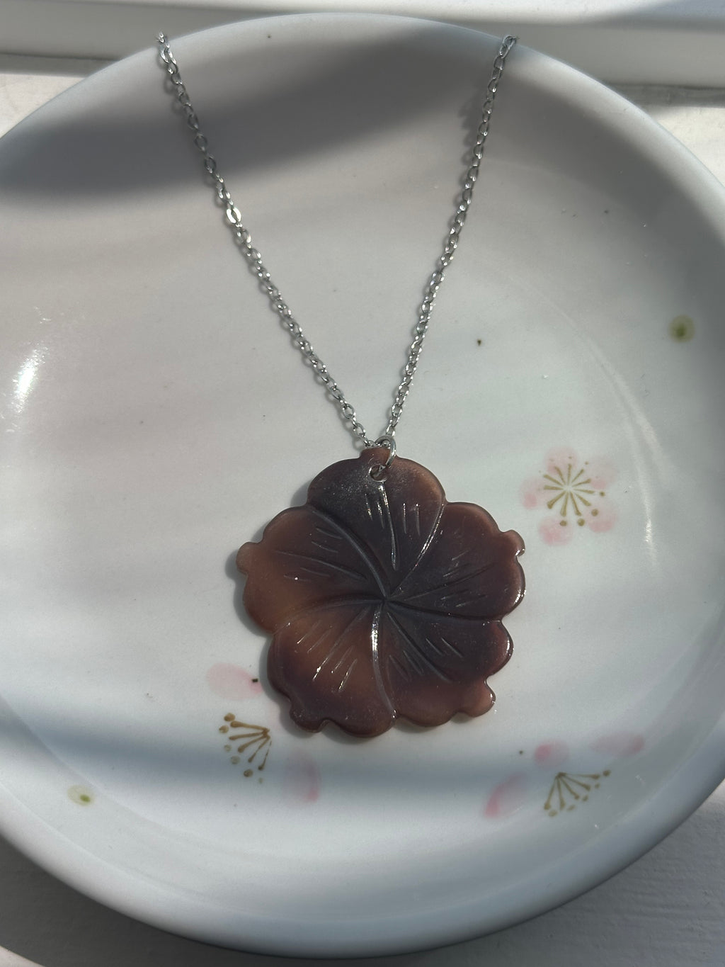 Shell Pendant Necklaces