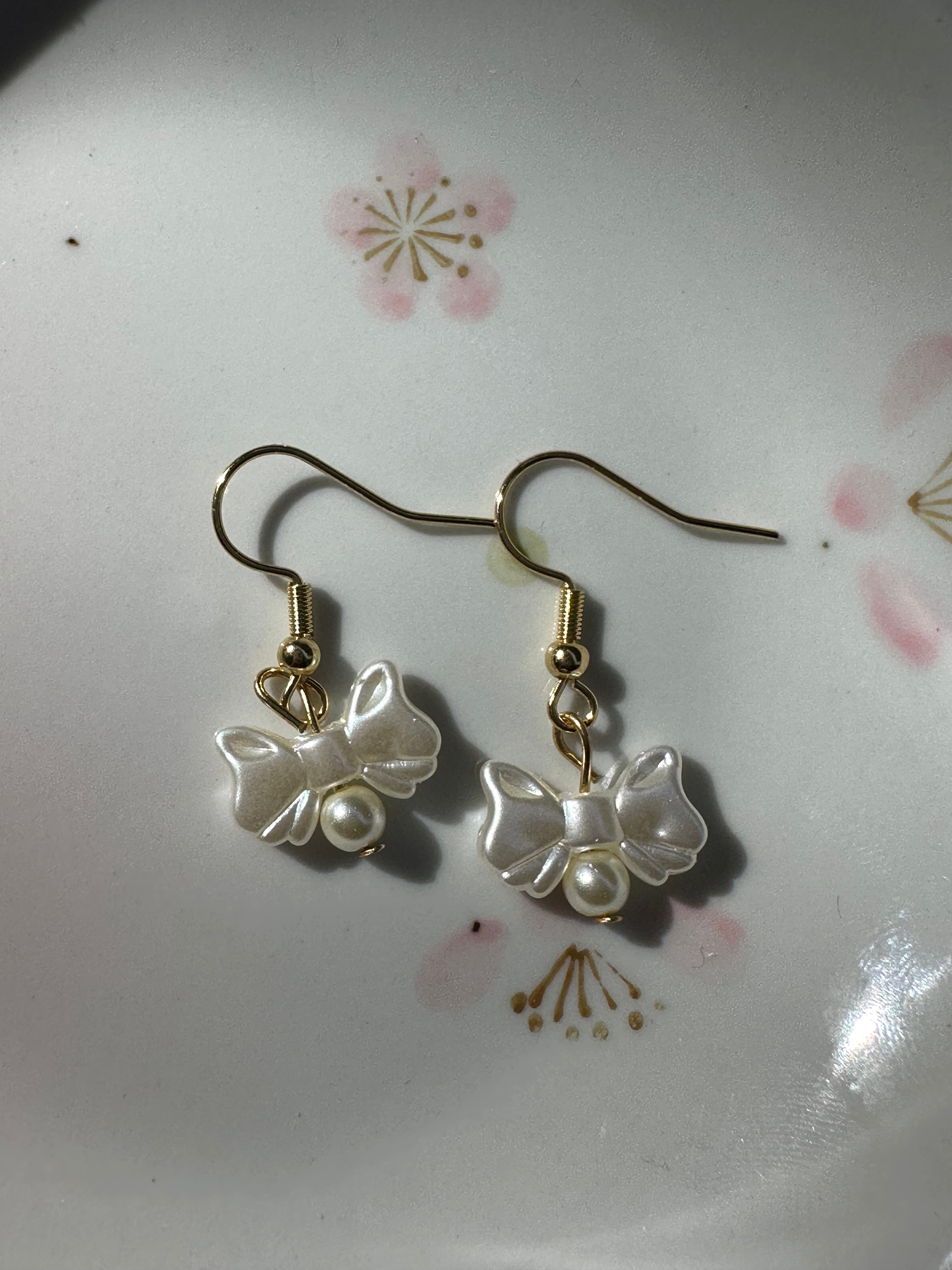 Dreamy Bow Earrings
