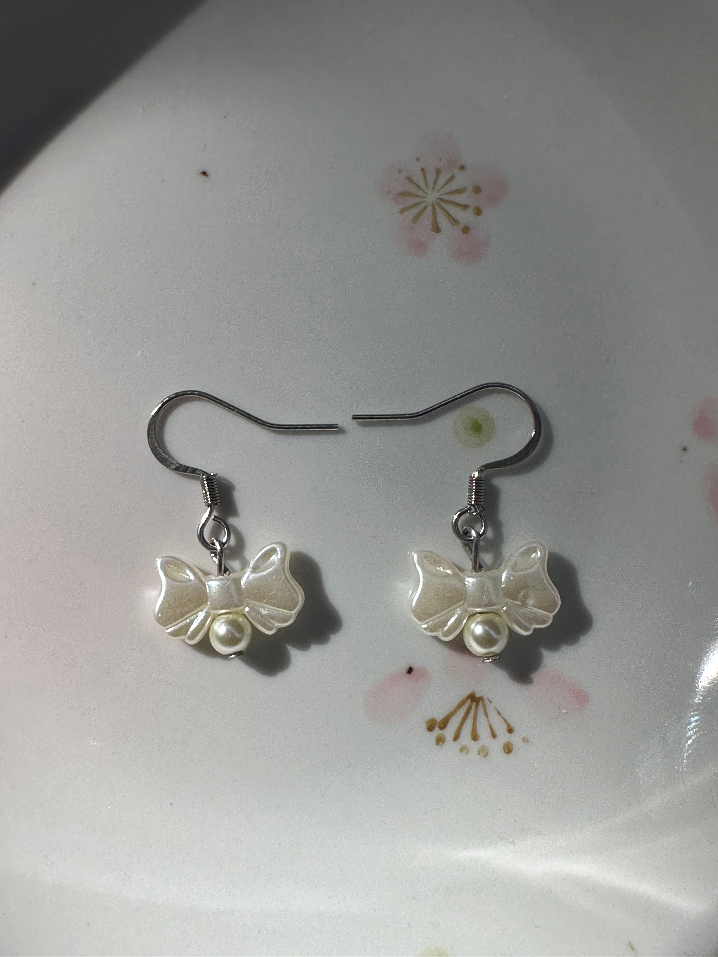 Dreamy Bow Earrings