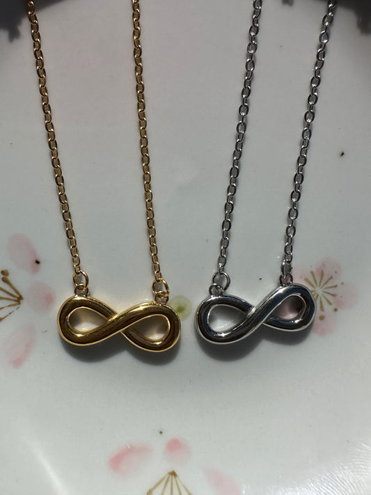 Infinity Necklace Set